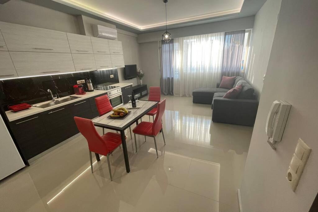 Maxim Deluxe Apartment Nea Alikarnassos Dış mekan fotoğraf